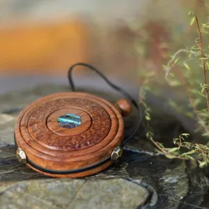 Aromatherapy Rimu Wood and Paua Shell Diffuser