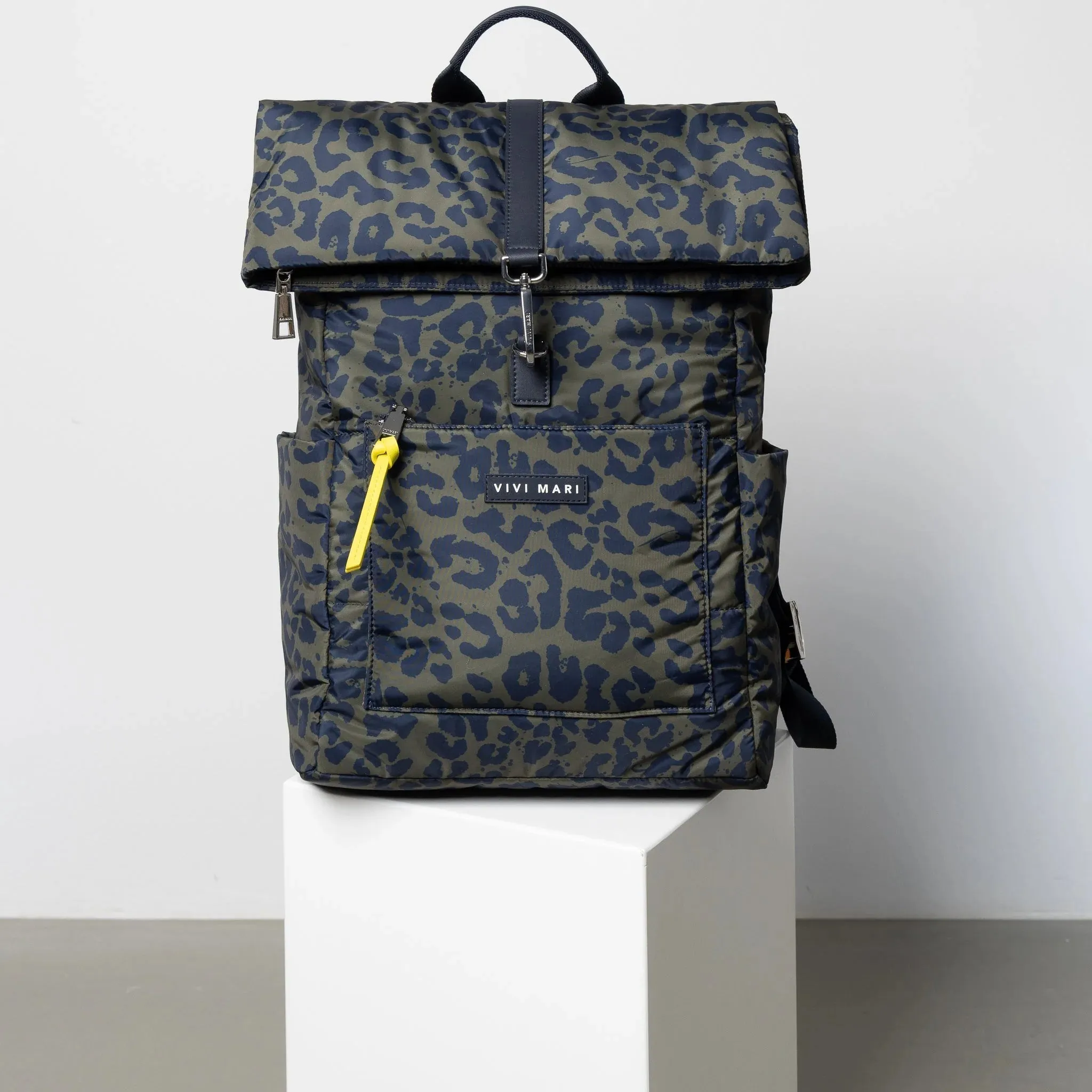 Backpack Padded "Leo splashes"