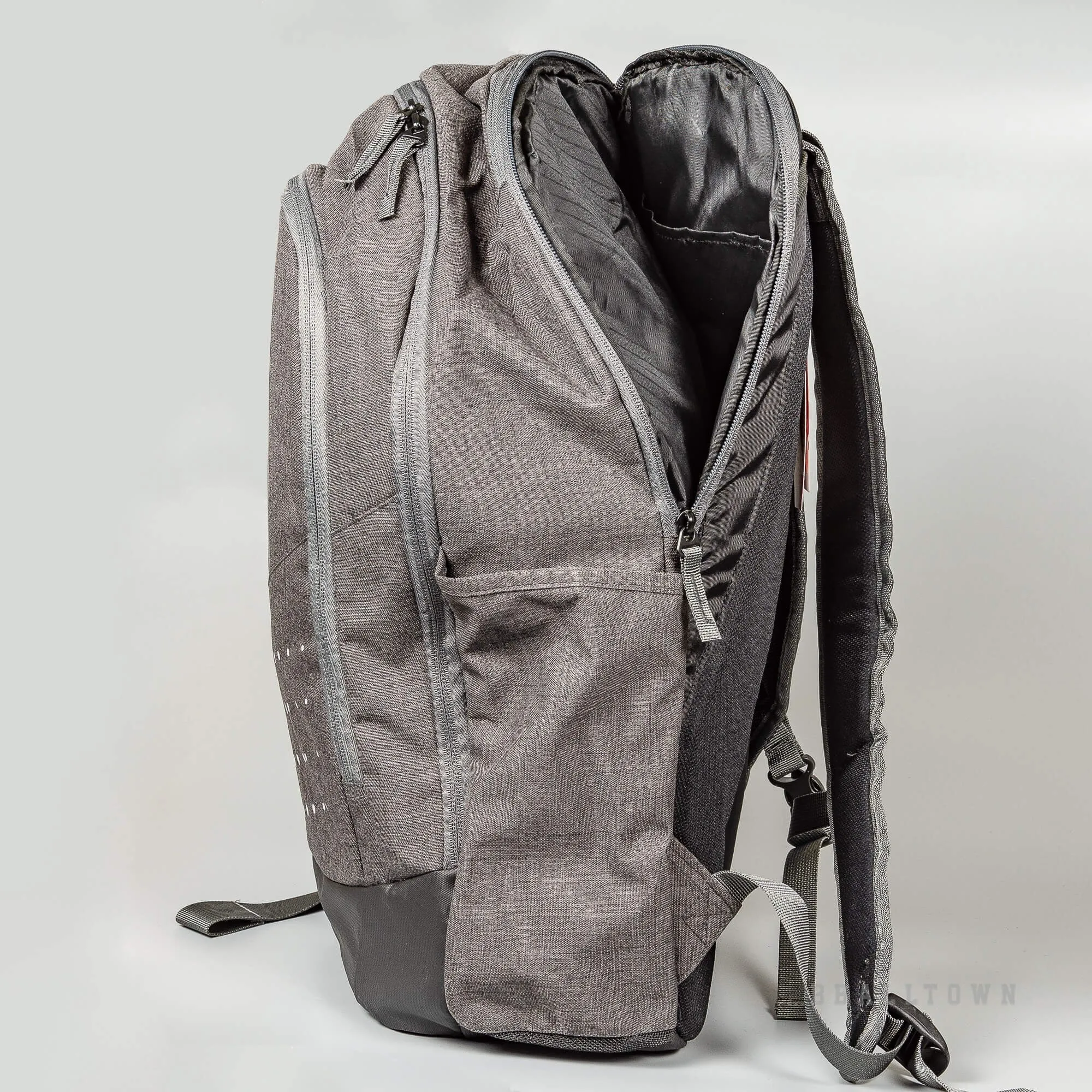 Batoh Peak Parker Series Backpack tmavošedý