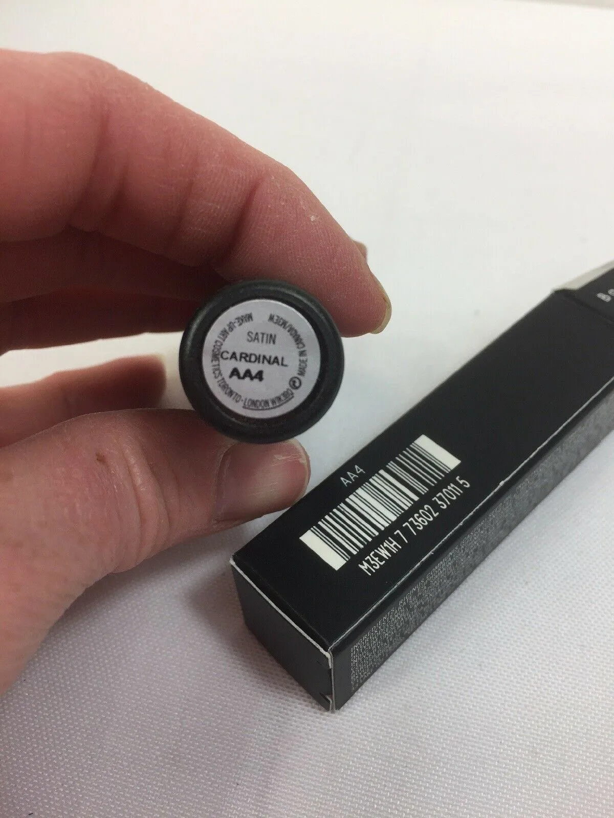 BNIB Mac Cardinal Red  Lipstick w/receipt