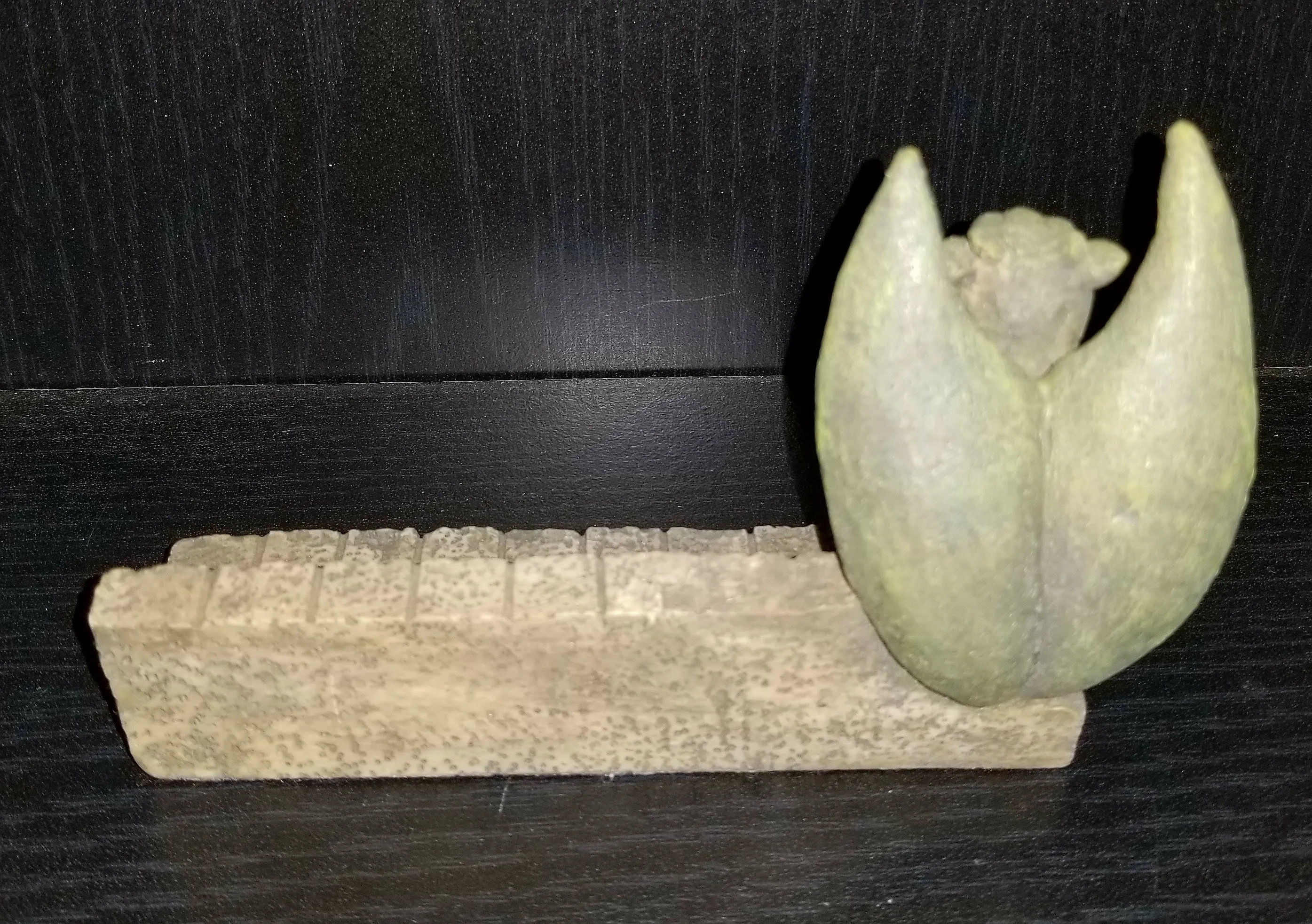 Brock Glitzgoyle™ Business Card Holder