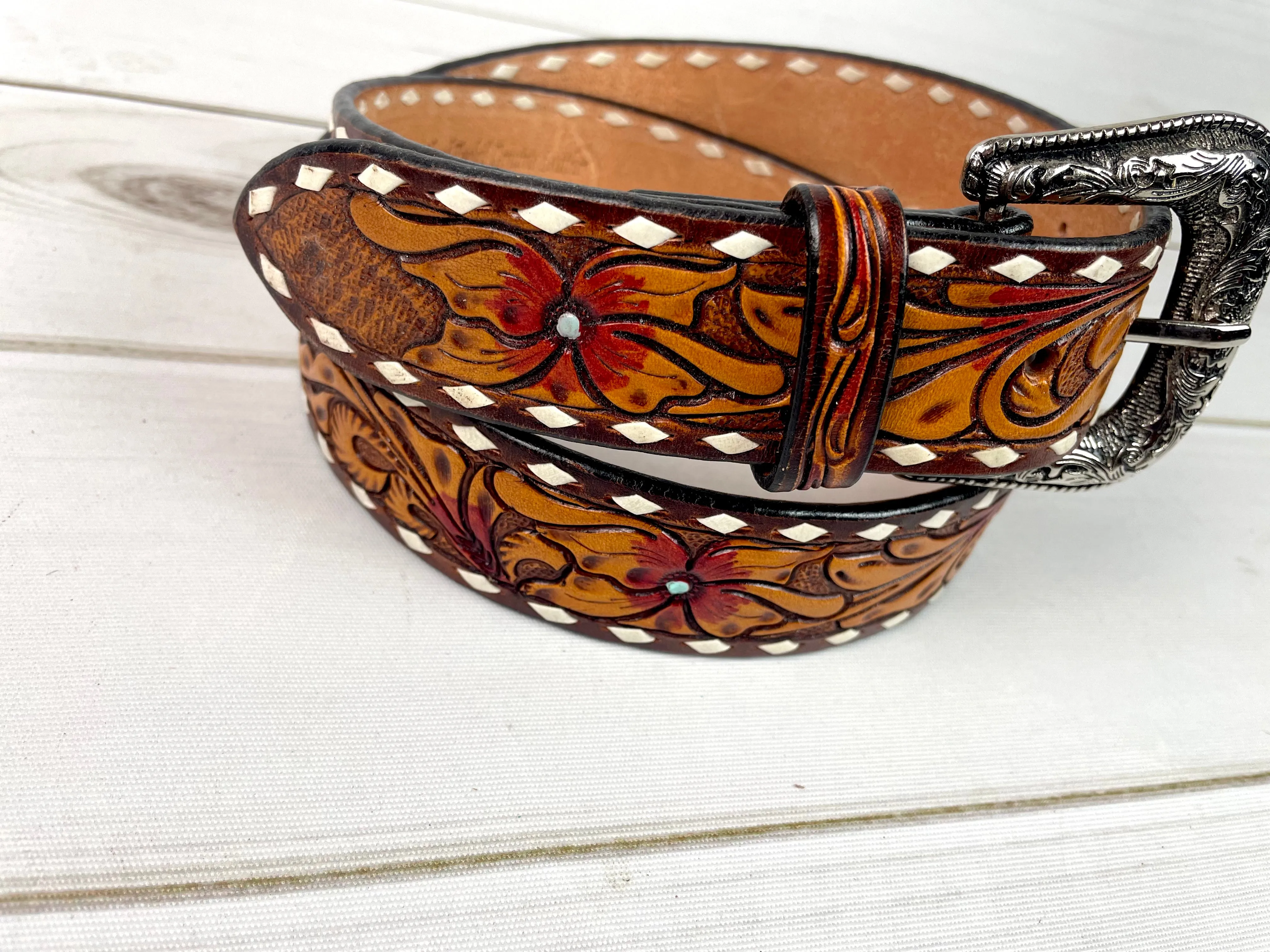 Buckstitch Floral Tooled Leather Woman’s Belt
