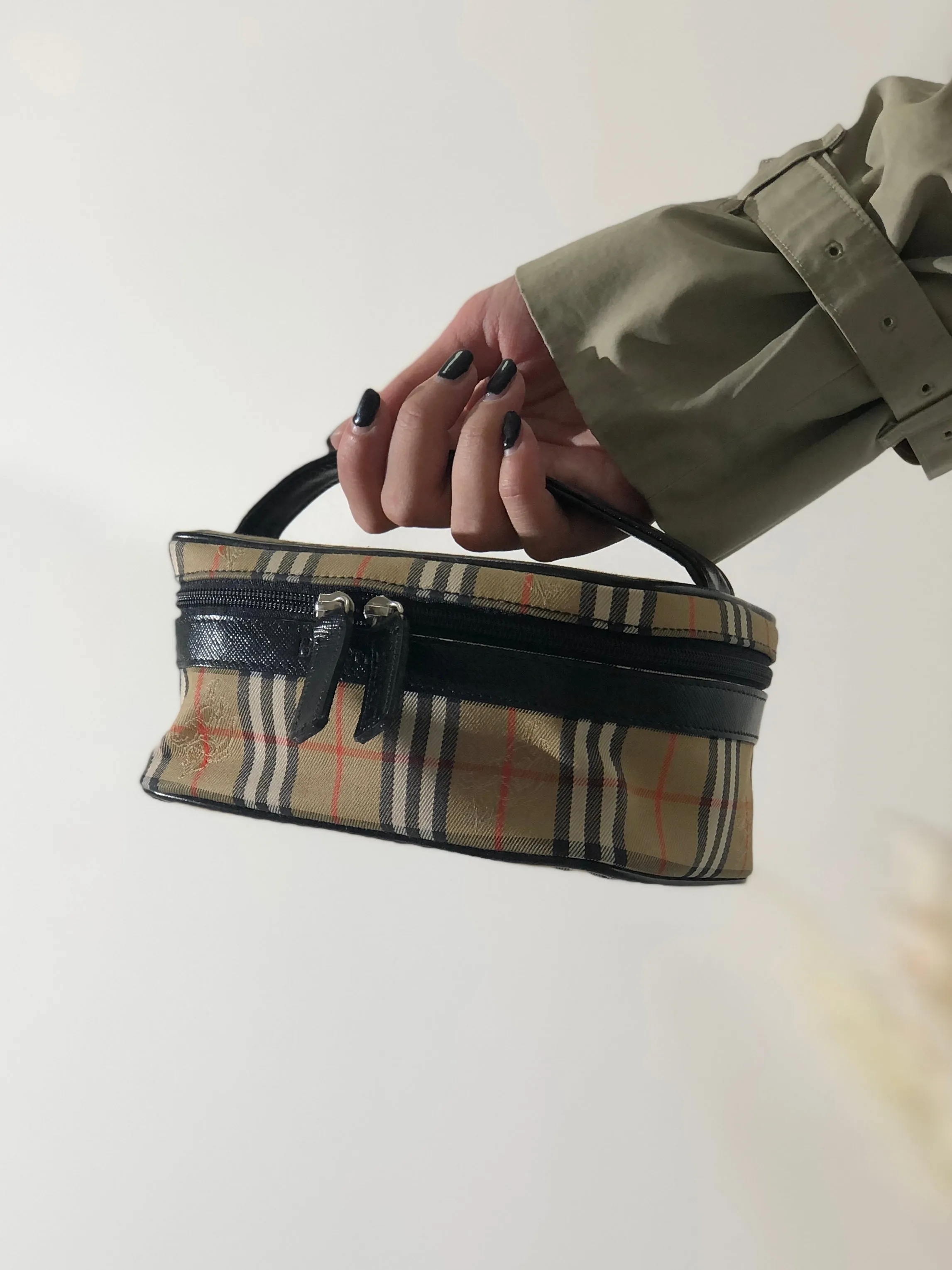 BURBERRY Classic check Fabric Small Vanity bag Cosmetic pouch Handbag Beige Vintage Old bpnn8u