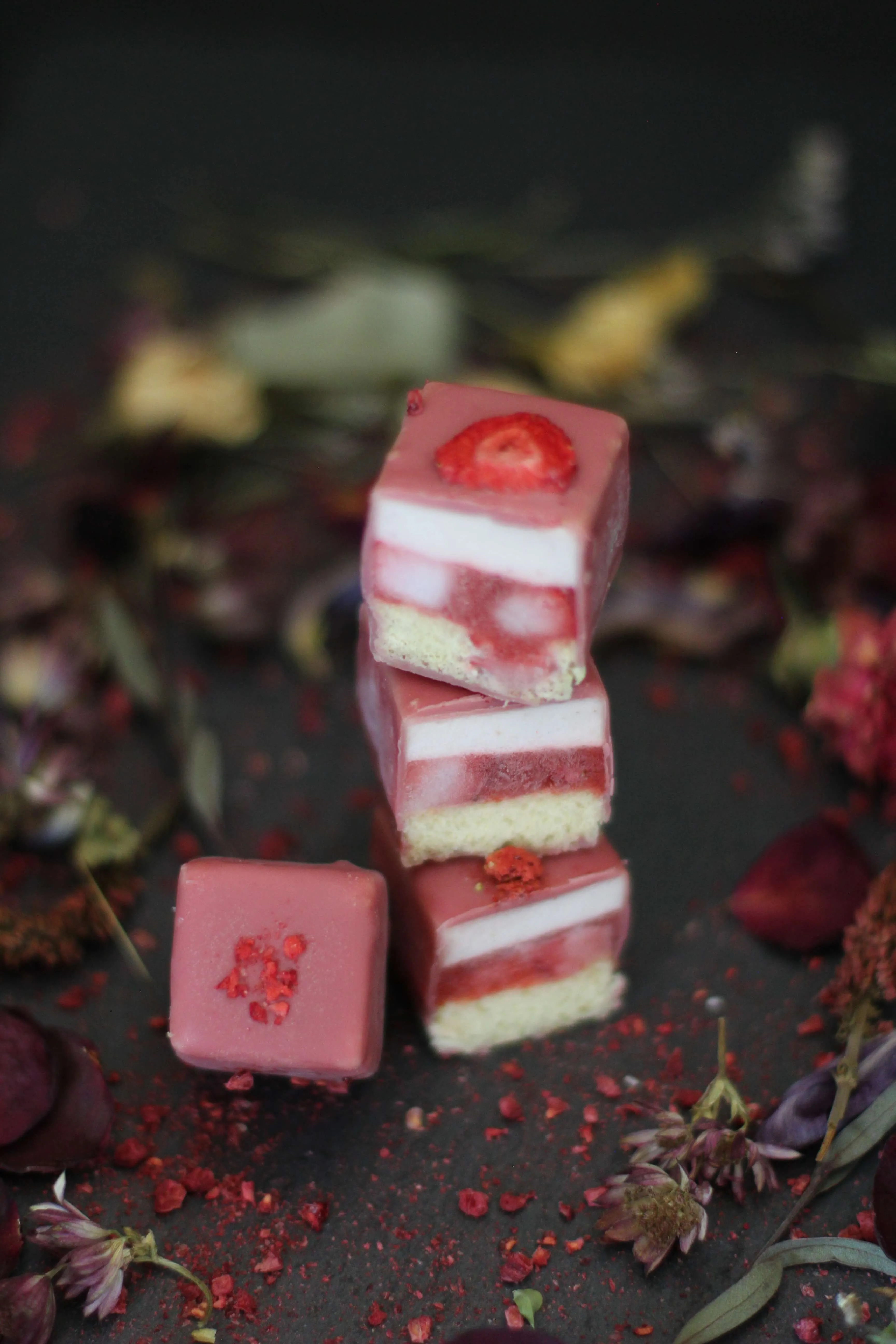 Christmas Edition Mini Cakes Gift Box