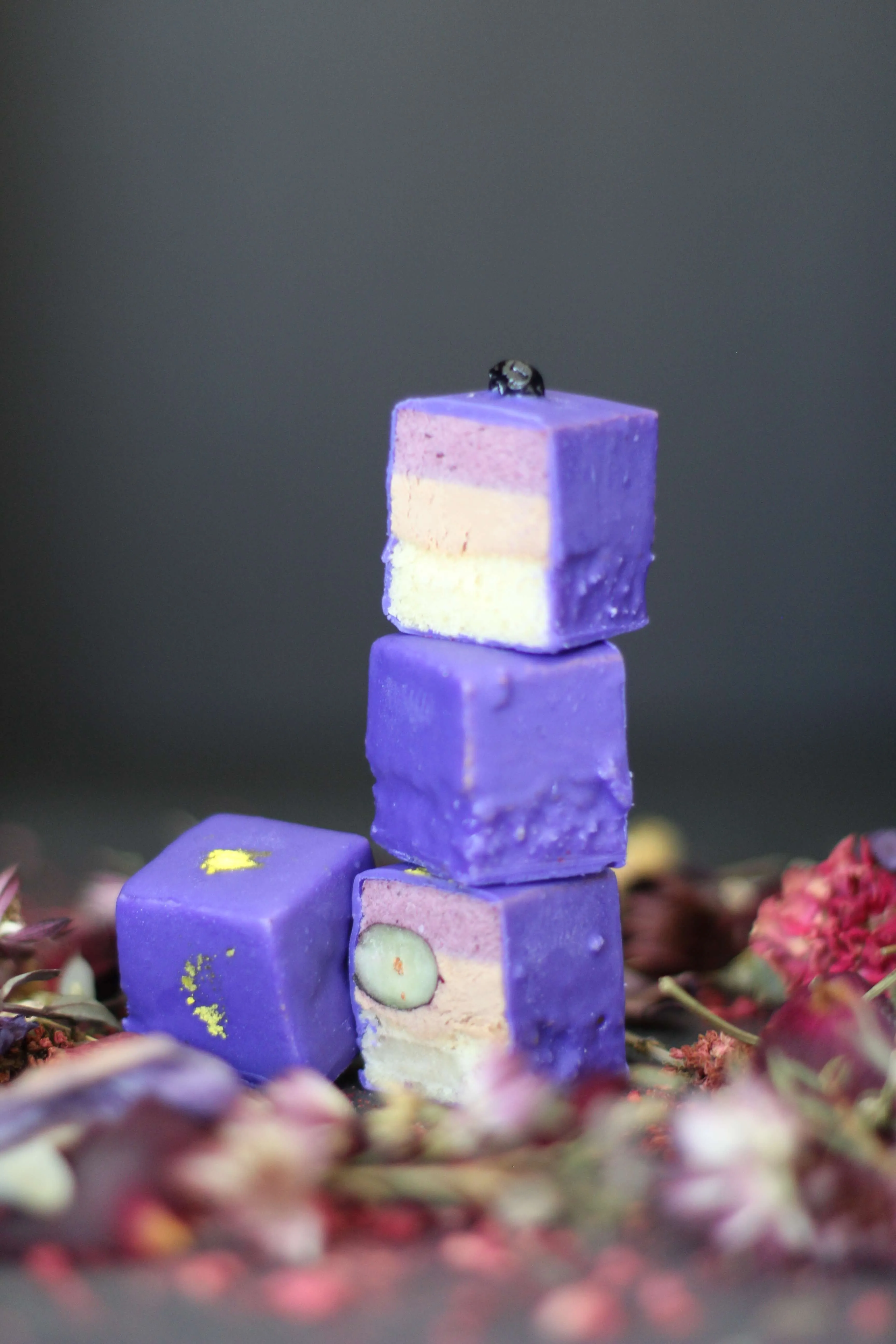 Christmas Edition Mini Cakes Gift Box