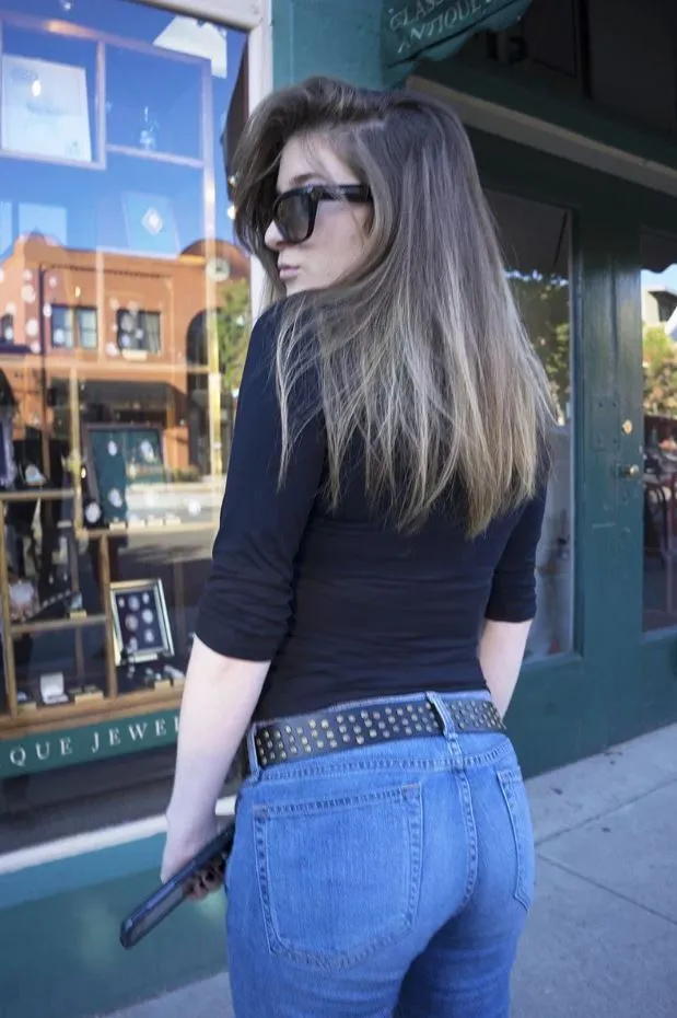 Coperto Curved Leather Belt