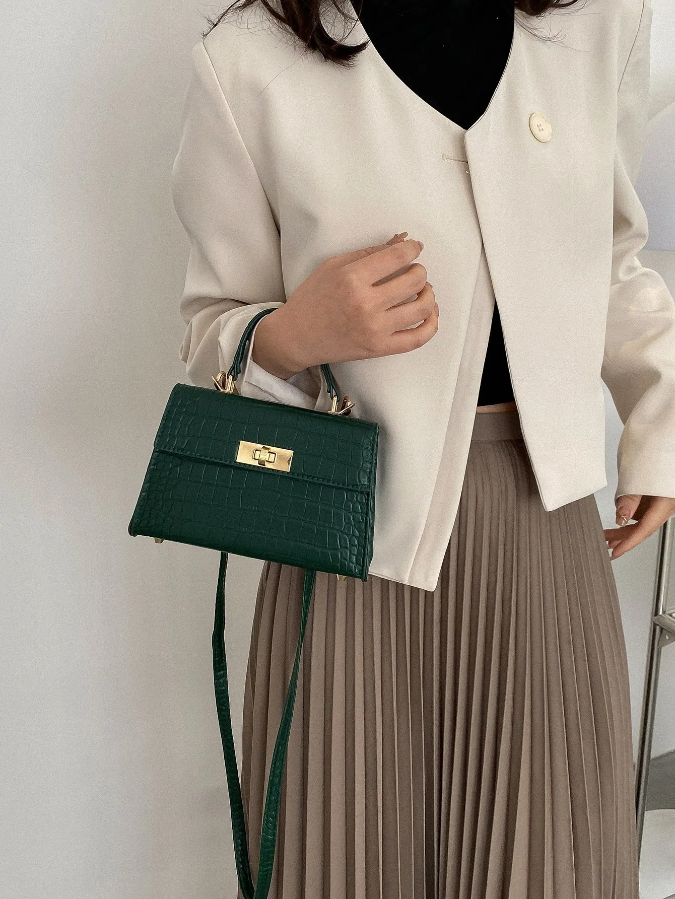 Crocodile Embossed Twist Lock Flap Square Bag - Dark Green