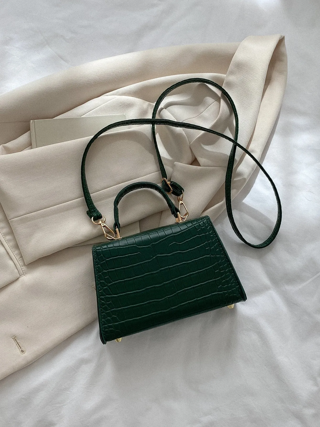 Crocodile Embossed Twist Lock Flap Square Bag - Dark Green