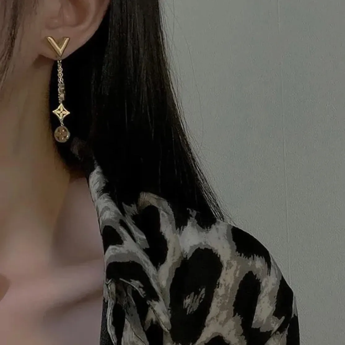 Designer Inspired Clover Dangling Earrings - Gold
