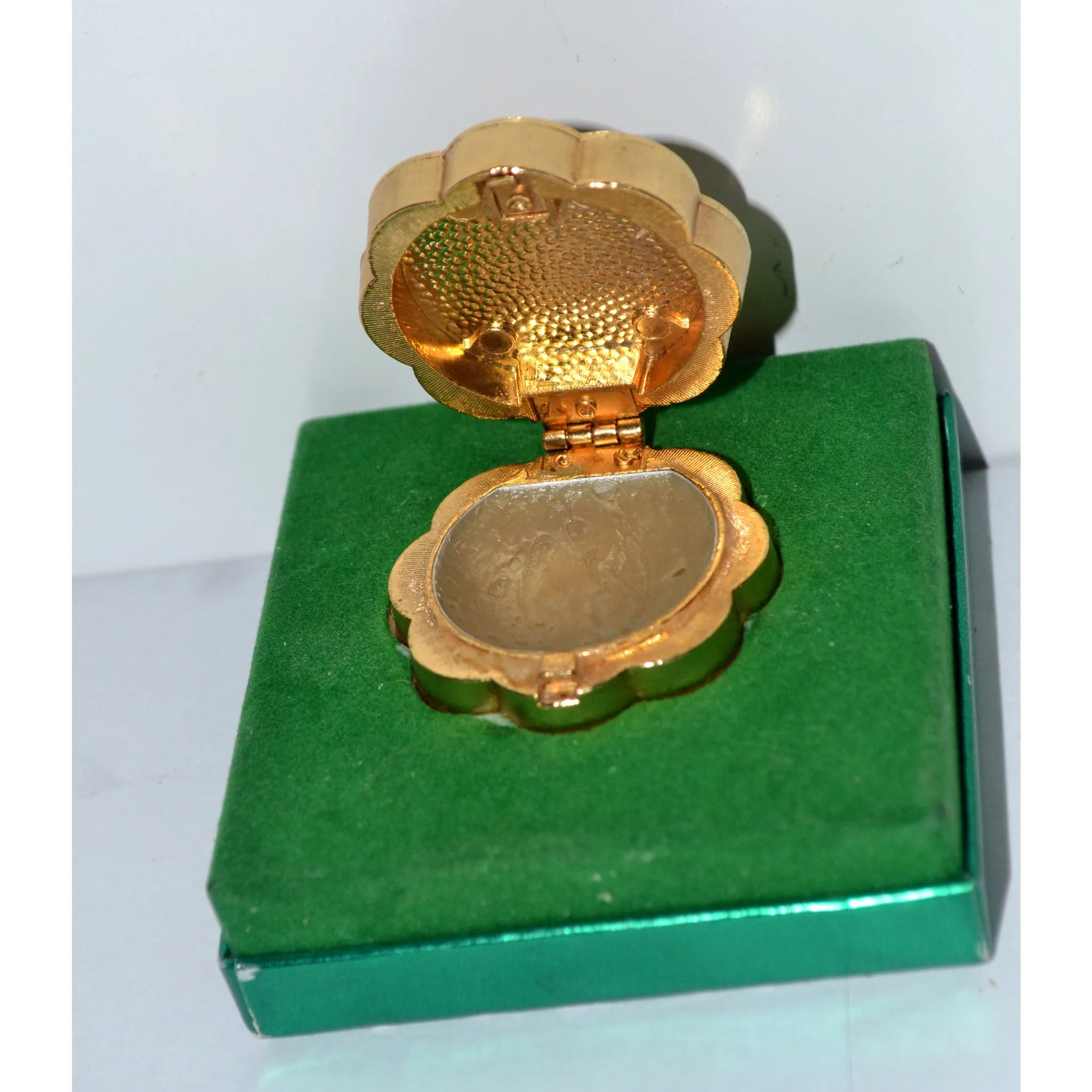 Emeraude Solid Perfume Compact By Coty