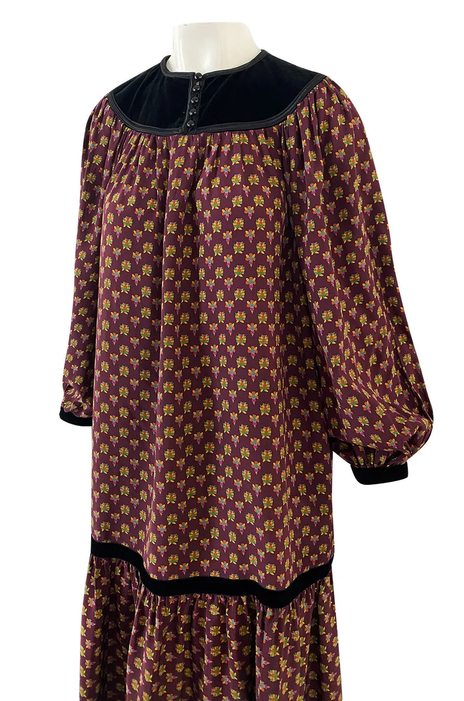 Fall 1977 Yves Saint Laurent Pretty Floral Printed Silk Smock Dress w Velvet Detailing
