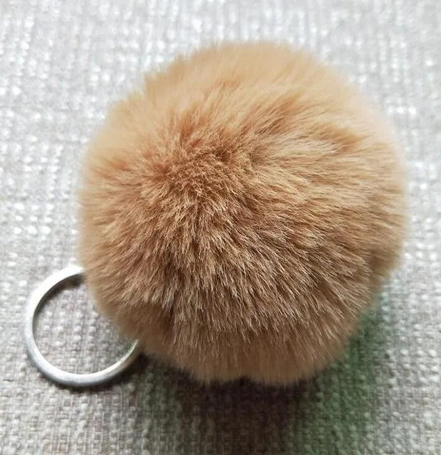 Fluffy Charming Women's Pompom Chain Keyholder