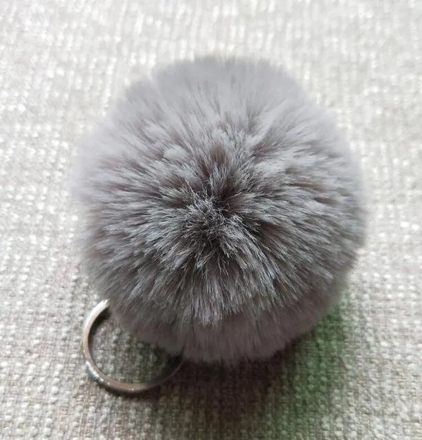 Fluffy Charming Women's Pompom Chain Keyholder