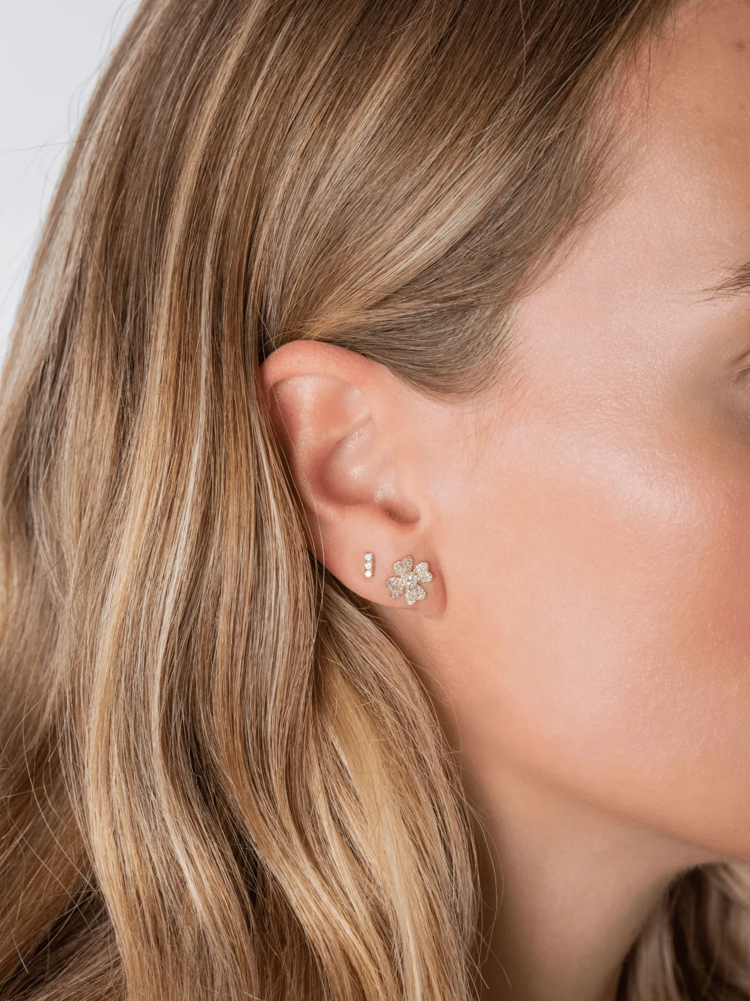 Francis Flower Stud Earrings 14K