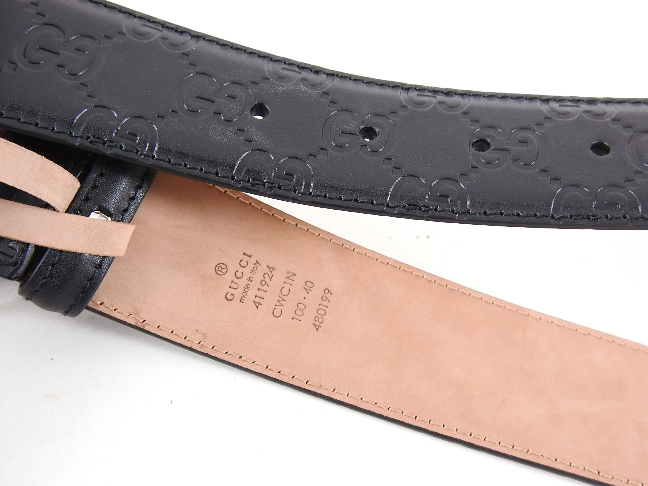Gucci Black Signature Monogram GG Buckle Guccissima Leather Belt - 100 , 105, 115