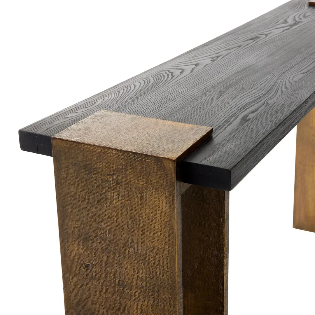 Hamnett Console