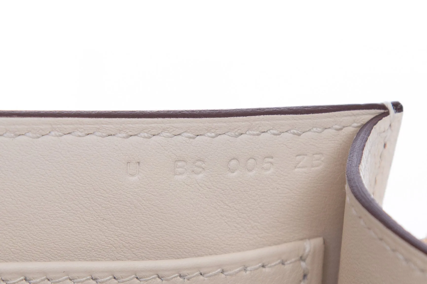 Hermès Cream Chevre Mysore Geta Handbag