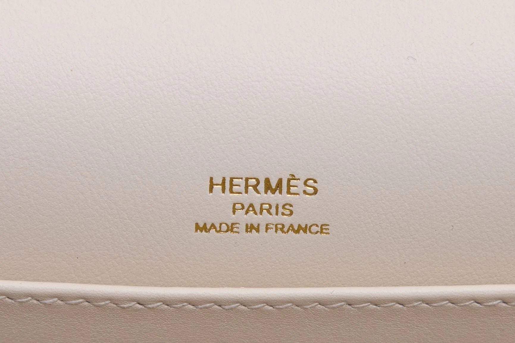 Hermès Cream Chevre Mysore Geta Handbag
