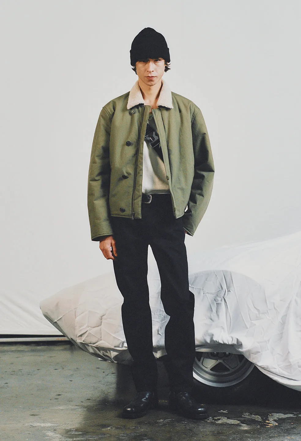 High Rise Straight Moleskin Pant / Black