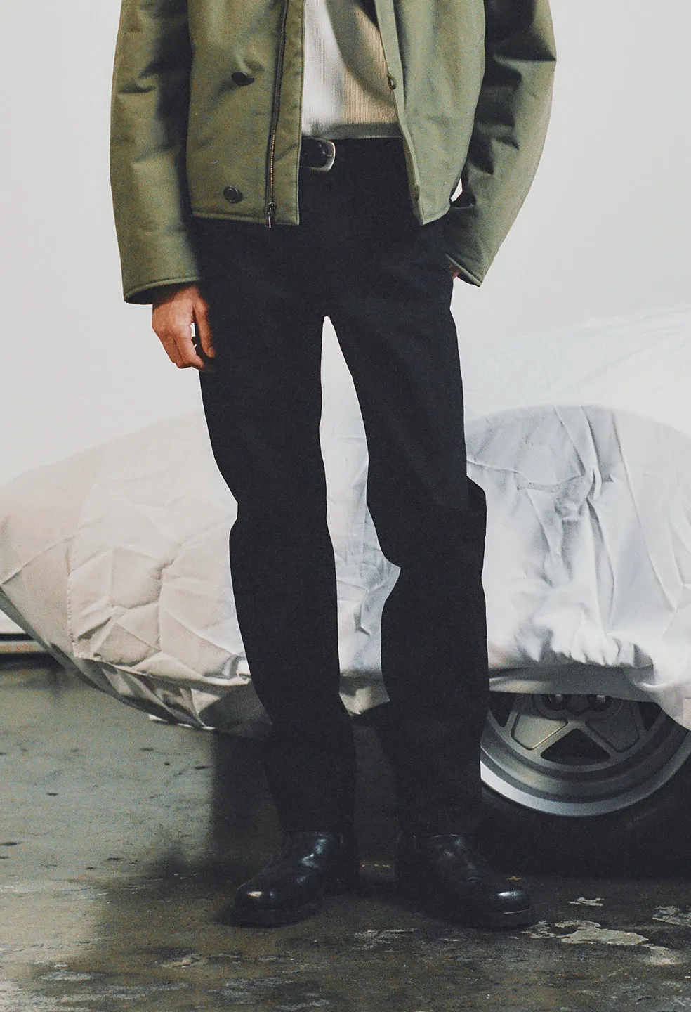 High Rise Straight Moleskin Pant / Black