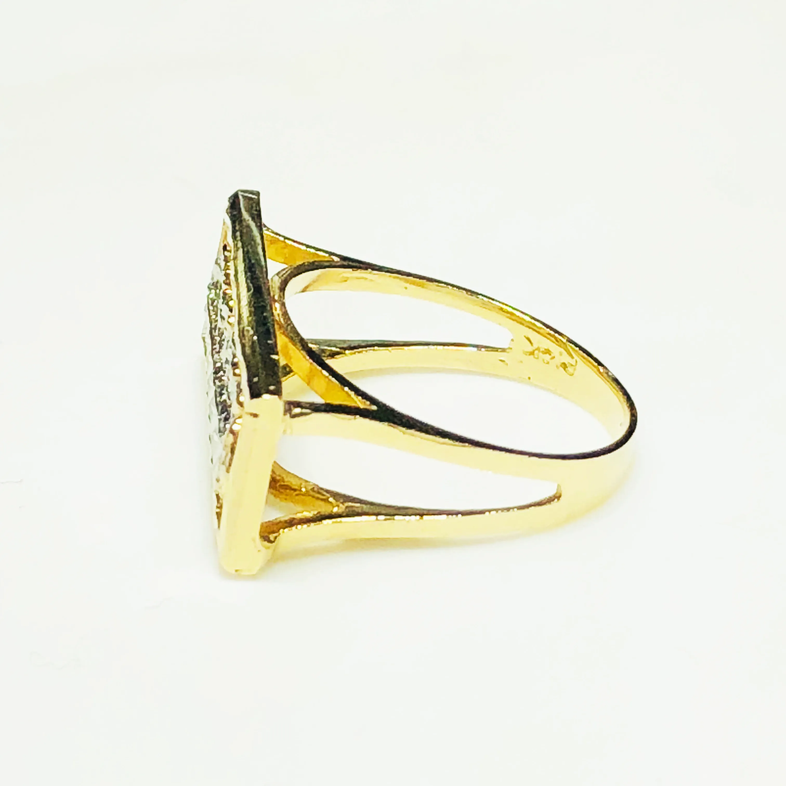 Last Supper Diamond Cut Ring 14K Yellow Gold