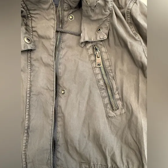 Levi’s Lightweight Anorak Jacket