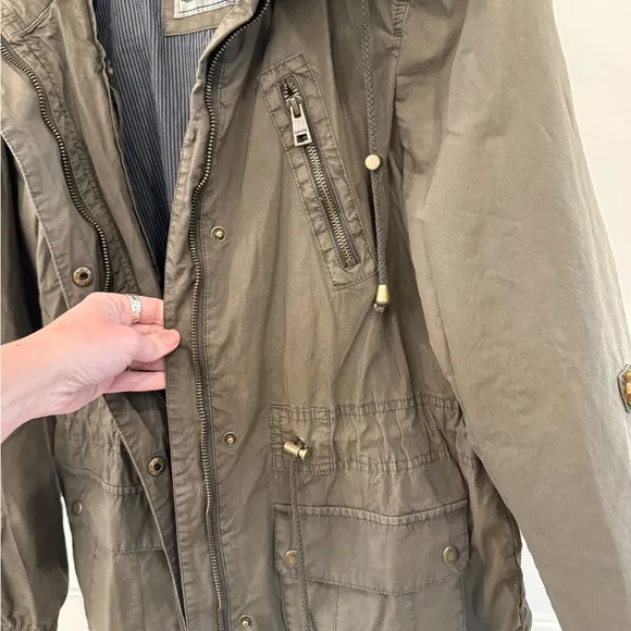 Levi’s Lightweight Anorak Jacket