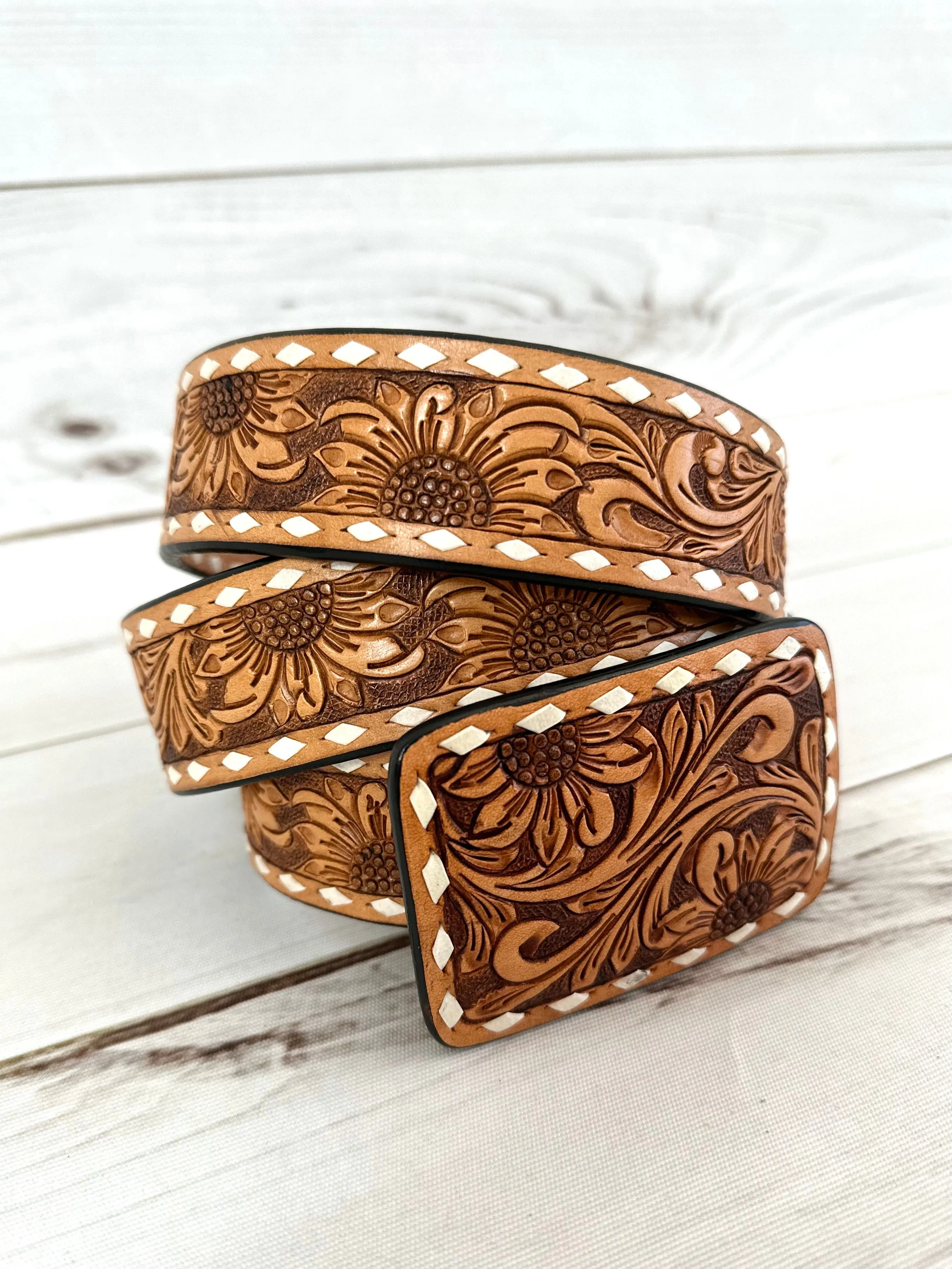 Light Sunflower Tooled Leather Woman’s Belt