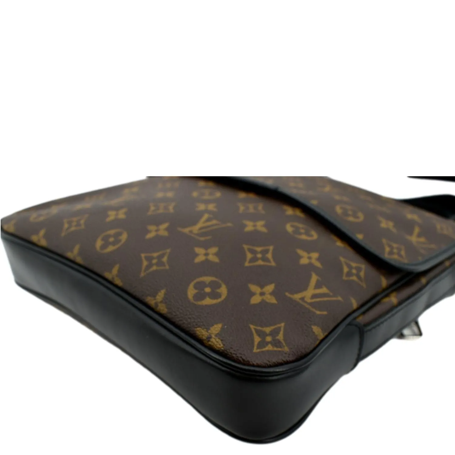 LOUIS VUITTON Bass MM Monogram Macassar Canvas Messenger Bag Brown