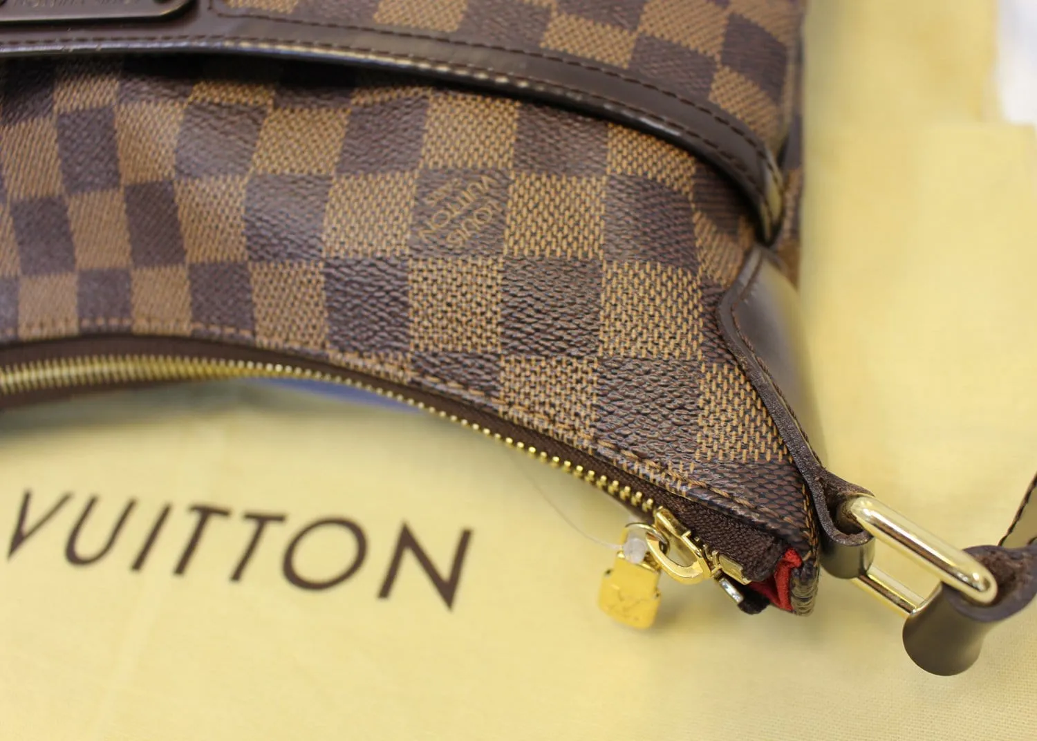 LOUIS VUITTON Bloomsbury PM Damier Ebene  Crossbody Bag