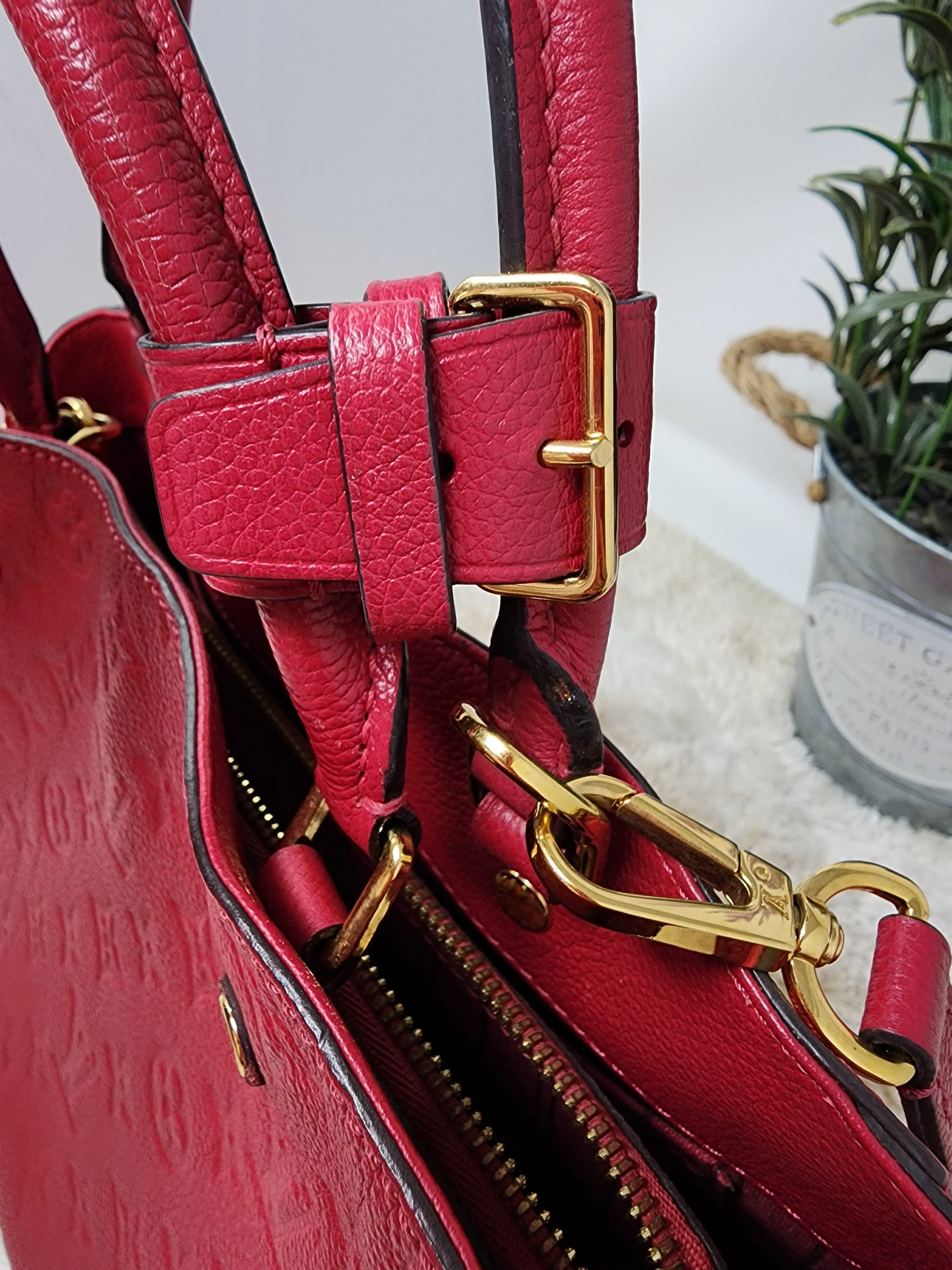 LOUIS VUITTON EMPREINTE MONTAIGNE MM, DAHLIA
