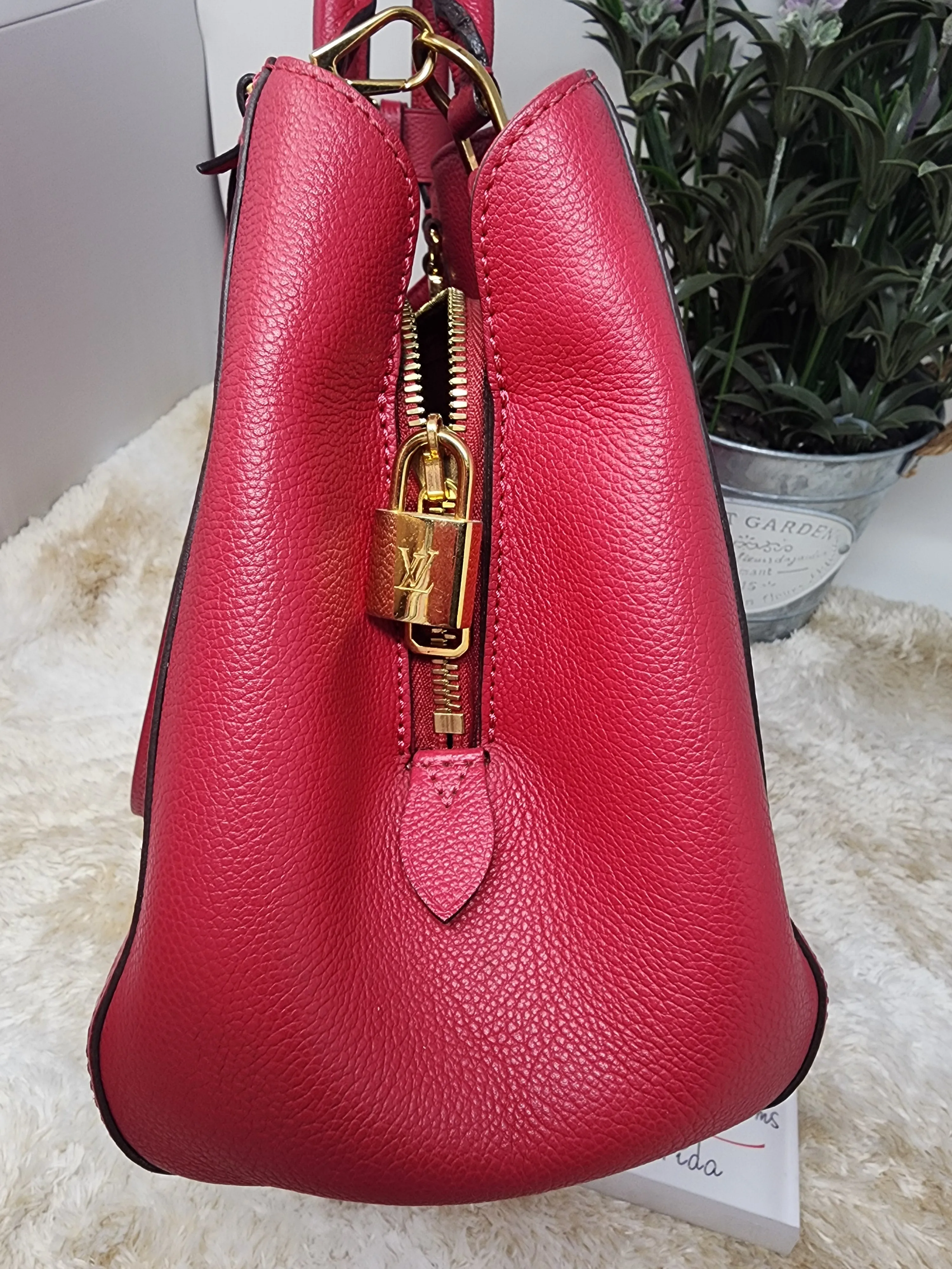 LOUIS VUITTON EMPREINTE MONTAIGNE MM, DAHLIA