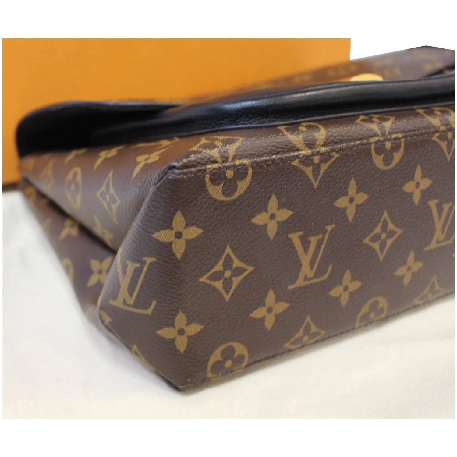LOUIS VUITTON Marignan Monogram Canvas Messenger Shoulder Bag Brown - 15% OFF