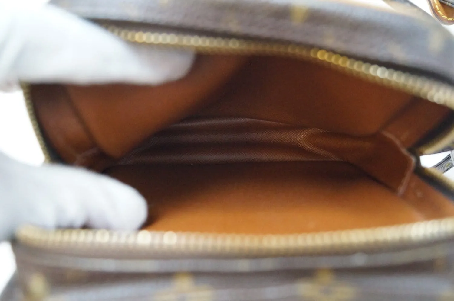 LOUIS VUITTON Monogram Canvas Amazone Crossbody