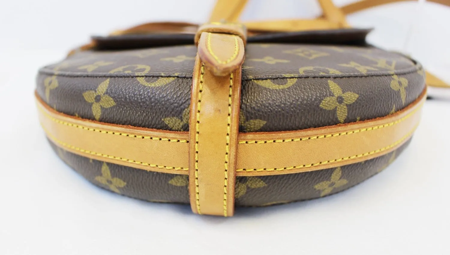 LOUIS VUITTON Monogram Canvas Brown Chantilly MM Bag
