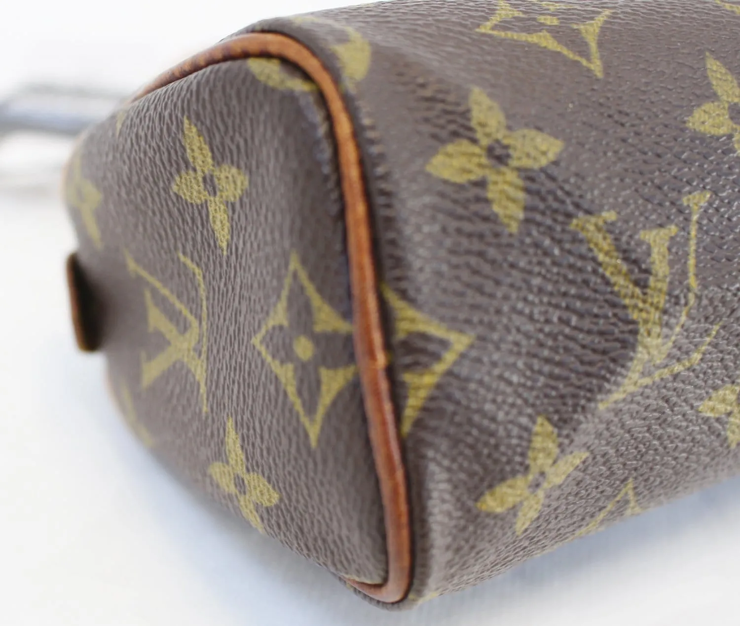 LOUIS VUITTON Monogram Canvas Mini Speedy Satchel  Bag