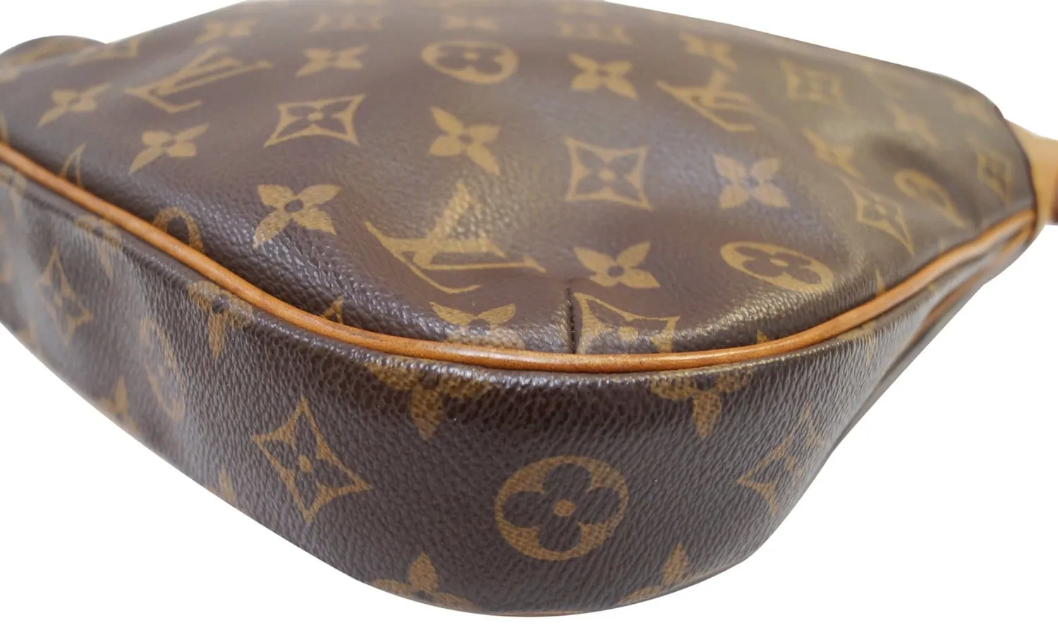 LOUIS VUITTON Monogram Canvas Odeon PM Shoulder Crossbody Bag