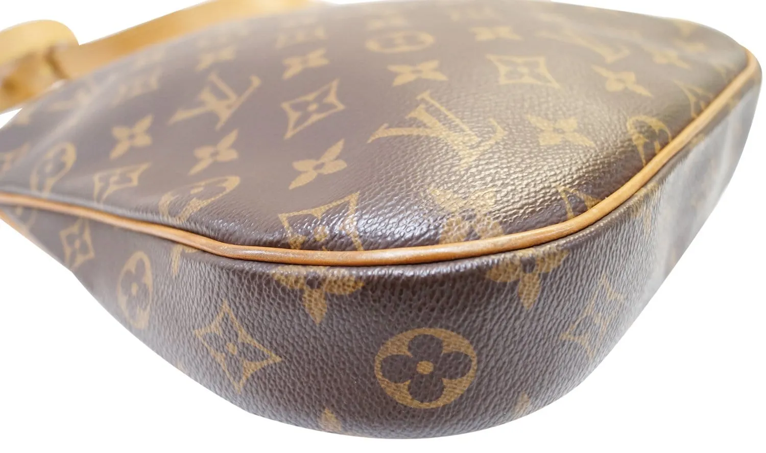LOUIS VUITTON Monogram Canvas Odeon PM Shoulder Crossbody Bag