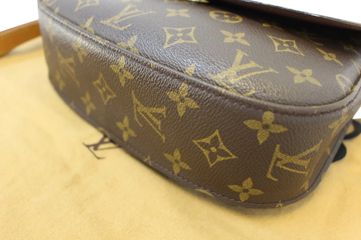 LOUIS VUITTON Monogram Canvas Saint Cloud GM Crossbody