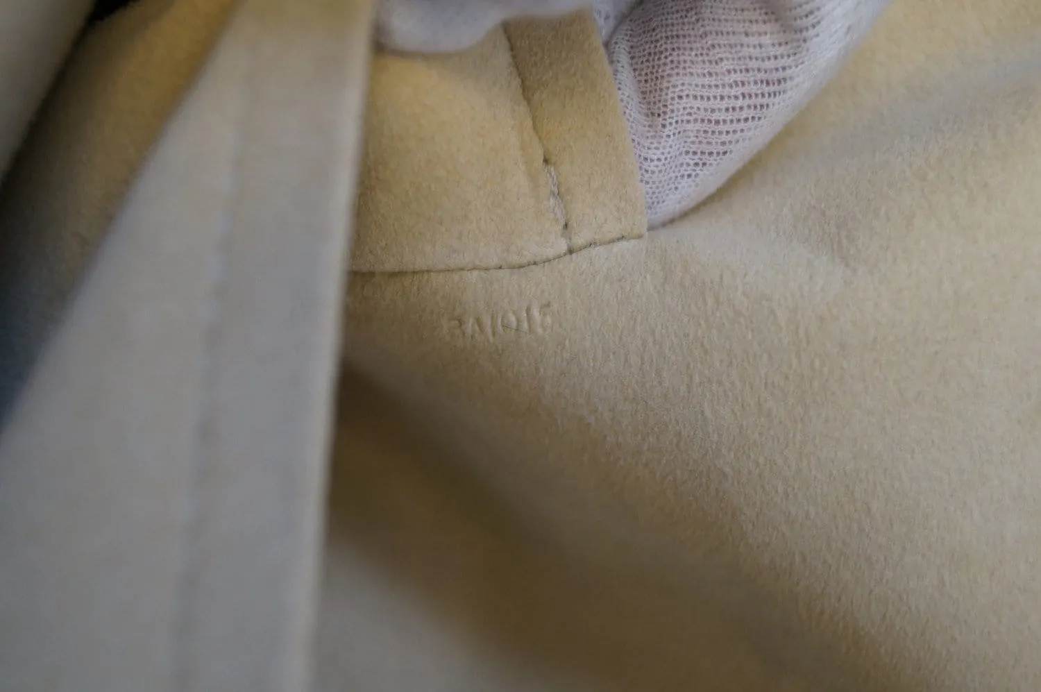 LOUIS VUITTON Monogram Manhattan GM Satchel Bag
