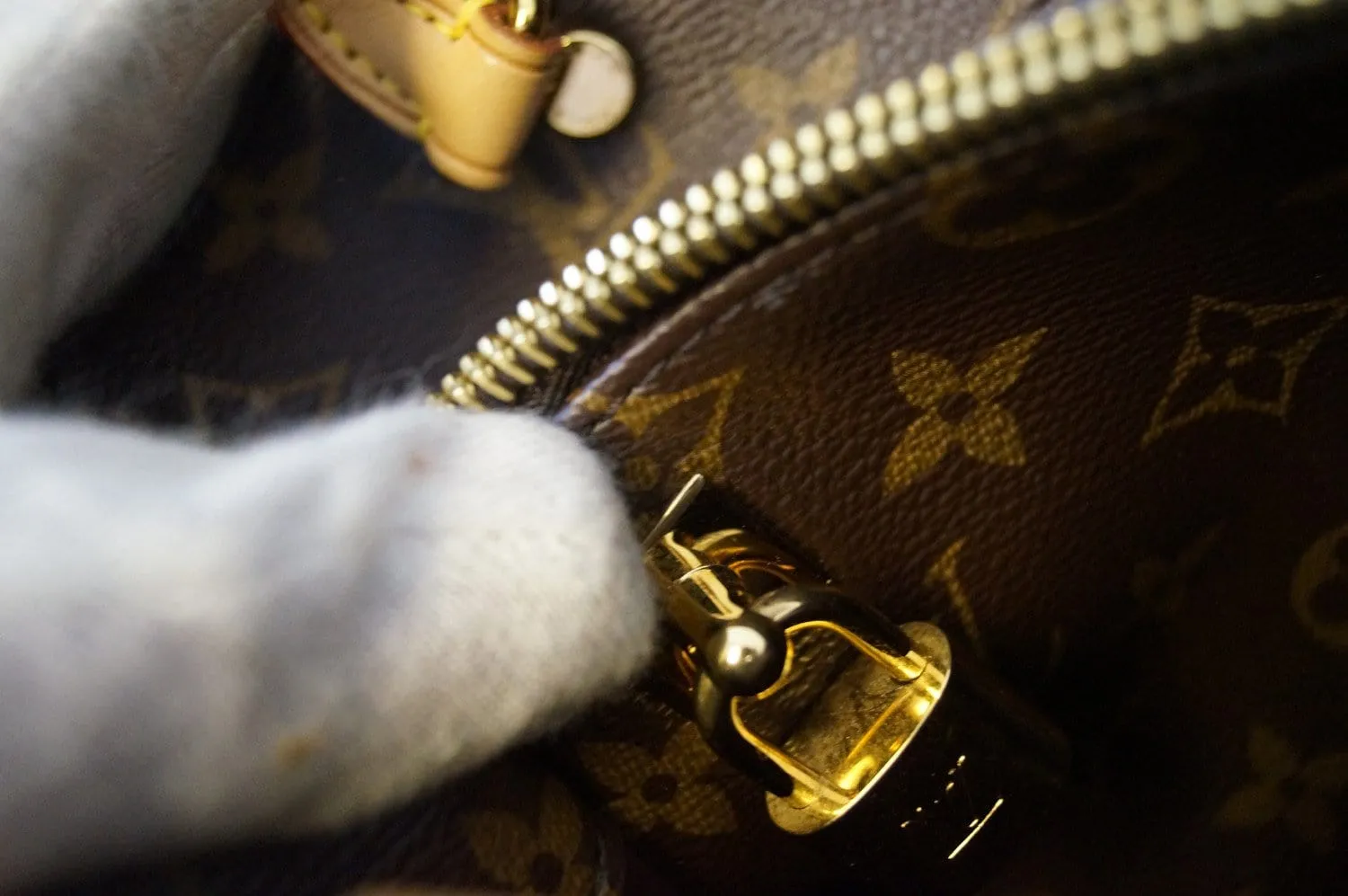 LOUIS VUITTON Monogram Montaigne MM Shoulder Handbag