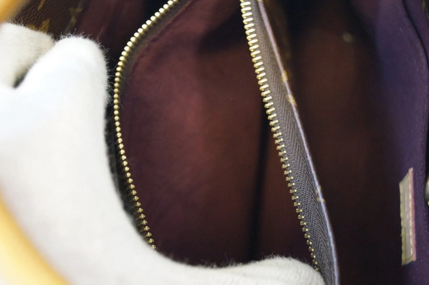 LOUIS VUITTON Monogram Montaigne MM Shoulder Handbag