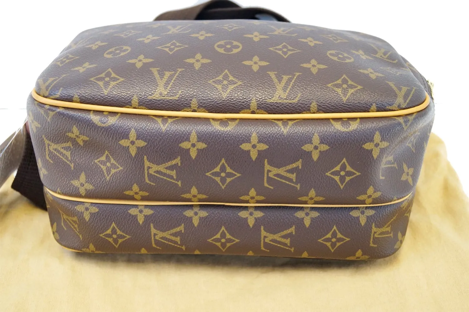 LOUIS VUITTON Monogram Reporter PM Messenger Bag