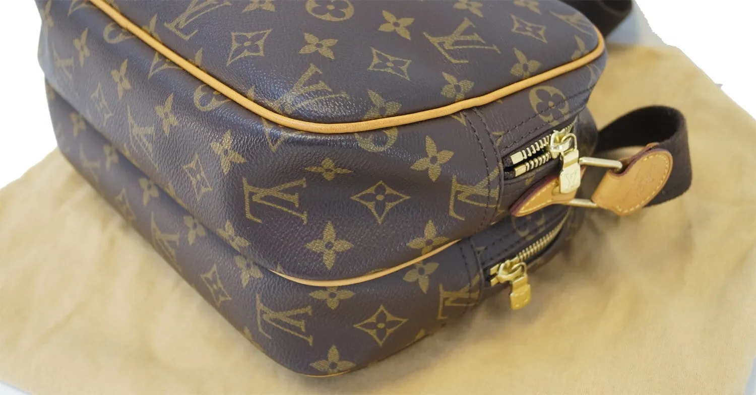 LOUIS VUITTON Monogram Reporter PM Messenger Bag