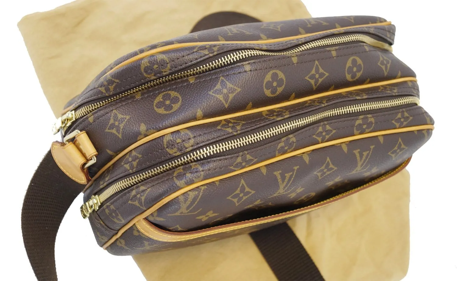 LOUIS VUITTON Monogram Reporter PM Messenger Bag