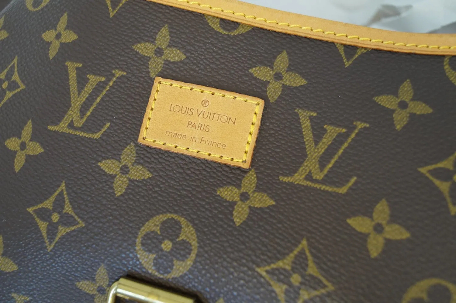 LOUIS VUITTON Monogram Saumur 35 Shoulder Bag