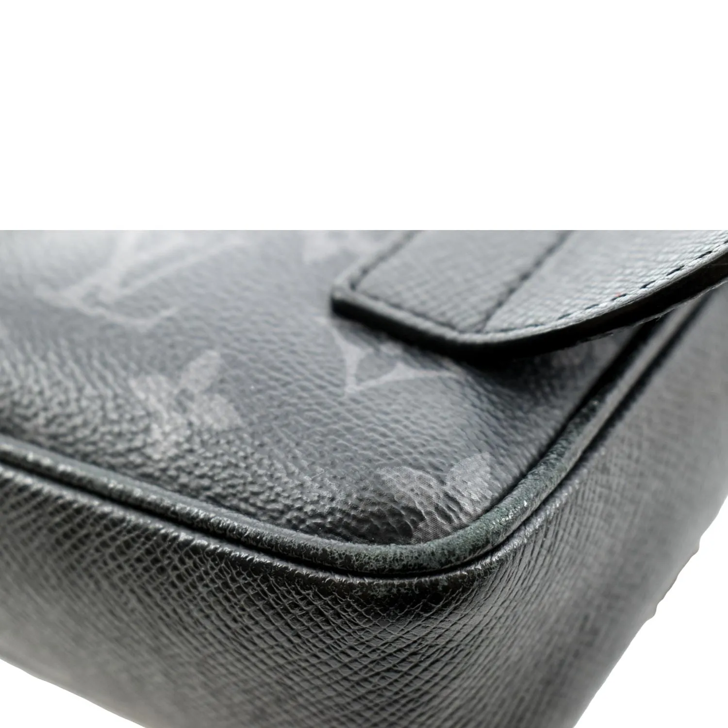 LOUIS VUITTON Outdoor Messenger Monogram Eclipse Belt Bag Black