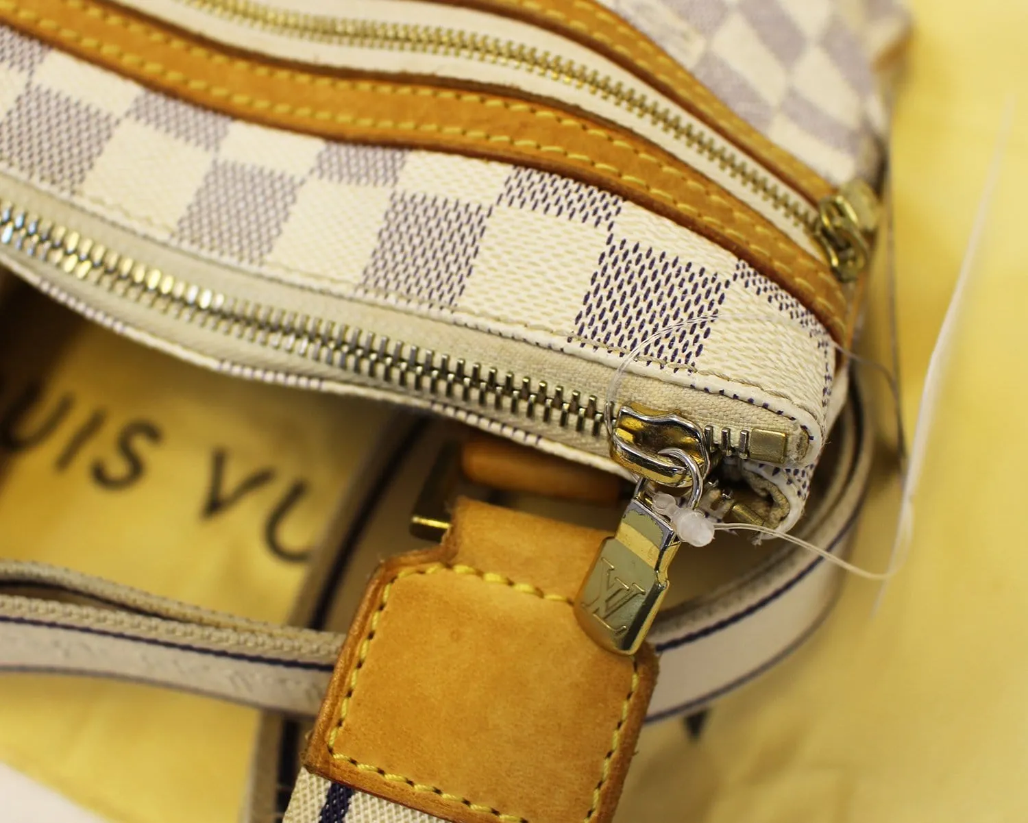 LOUIS VUITTON Pre Owned Damier Azur Pochette Bosphore Crossbody Bag