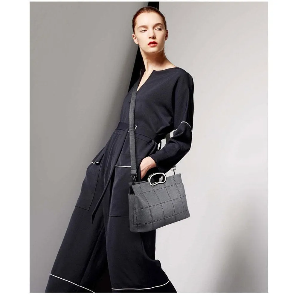 <bold>Tote / Messenger Bag <br>Genuine-Leather