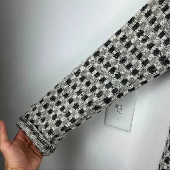 Lucy &amp; Laurel Lightweight Alpaca Wool Blend Checkered Knit Cardigan